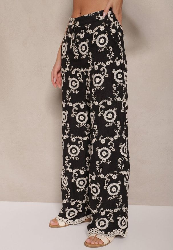 Renee - Czarne Spodnie o Szerokim Kroju High Waist Ozdobione Haftem Issedi. Okazja: na co dzień. Stan: podwyższony. Kolor: czarny. Wzór: haft, aplikacja. Styl: casual