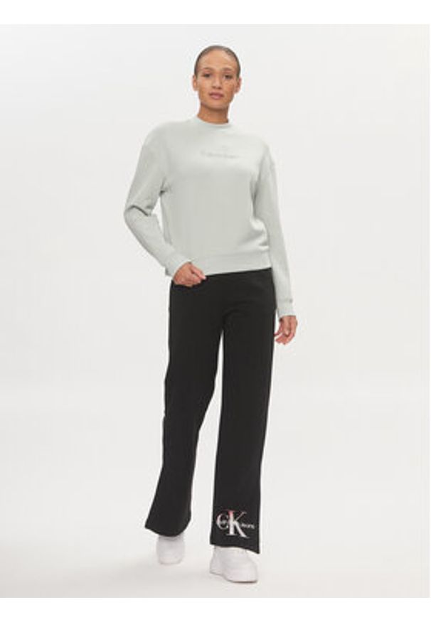 Calvin Klein Bluza Hero Logo K20K205450 Niebieski Regular Fit. Kolor: niebieski. Materiał: bawełna