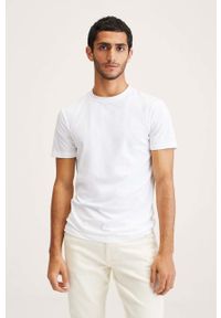 Mango Man T-shirt Strech męski kolor biały gładki. Okazja: na co dzień. Kolor: biały. Materiał: włókno, dzianina. Wzór: gładki. Styl: casual