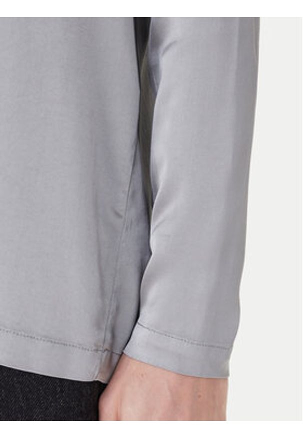 ViCOLO Bluzka TF0244 Szary Regular Fit. Kolor: szary. Materiał: wiskoza