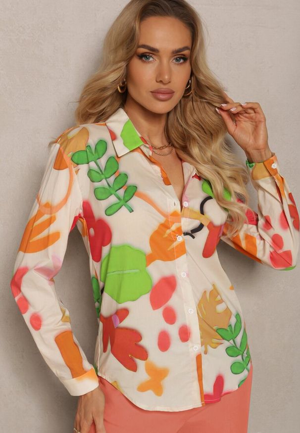 Renee - Beżowo-Zielona Bawełniana Koszula w Abstrakcyjny Wzór Bellanight. Okazja: na co dzień, na spotkanie biznesowe. Kolor: beżowy. Materiał: bawełna. Styl: casual, elegancki, biznesowy