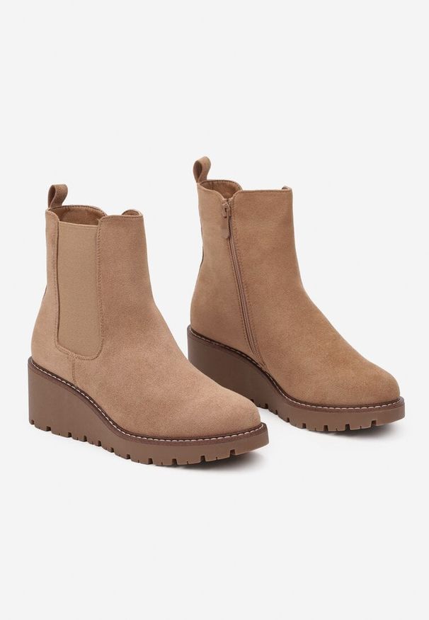 Born2be - Brązowe Botki na Koturnie w Stylu Sztybletów Berilaine. Okazja: na co dzień. Kolor: brązowy. Materiał: jeans. Obcas: na koturnie. Styl: wizytowy, klasyczny, elegancki, casual