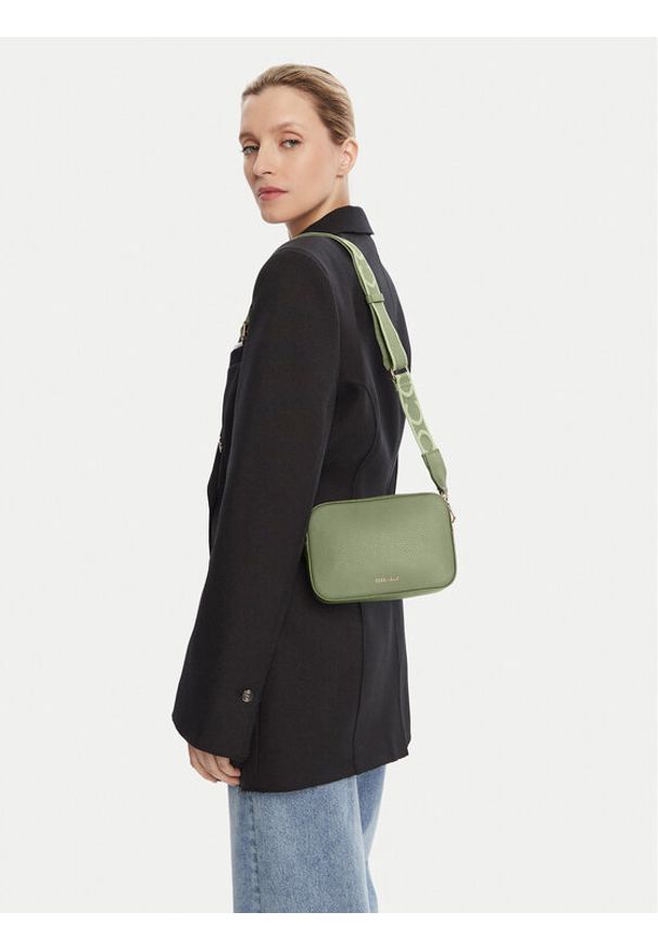 Coccinelle Torebka MN5 Tebe E5 MN5 55 I1 01 Zielony. Kolor: zielony. Materiał: skórzane