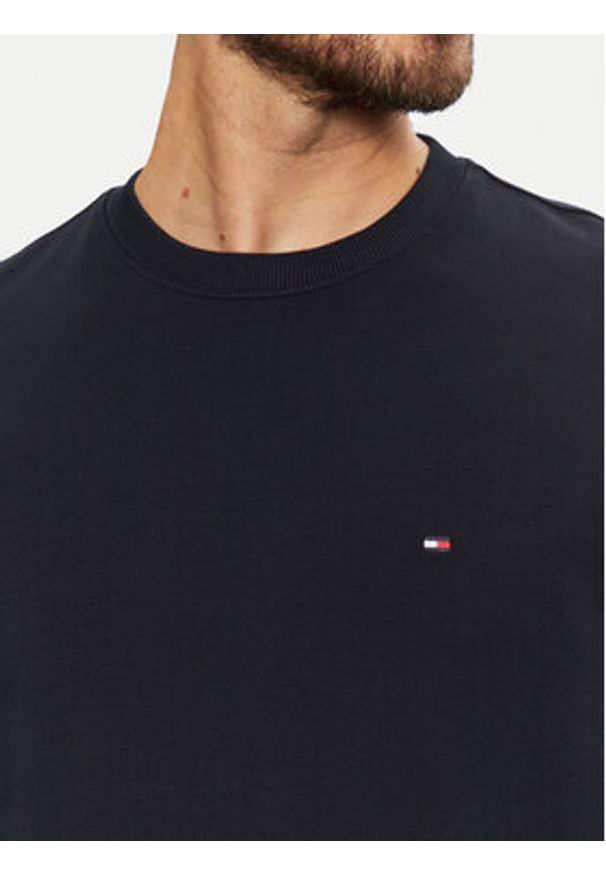 TOMMY HILFIGER - Tommy Hilfiger Bluza Essential MW0MW37237 Granatowy Regular Fit. Kolor: niebieski. Materiał: bawełna