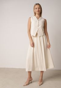 Born2be - Beżowy Bawełniany Komplet Rozkloszowana Spódnica i Kamizelka Moveina. Kolor: beżowy. Materiał: bawełna. Wzór: ażurowy #5