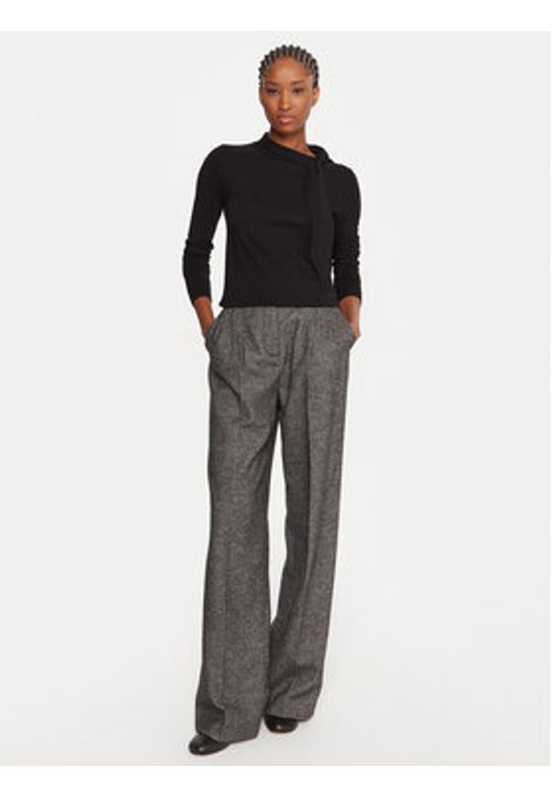 Marella Sweter Osaka 2525366061000 Czarny Regular Fit. Kolor: czarny. Materiał: wiskoza