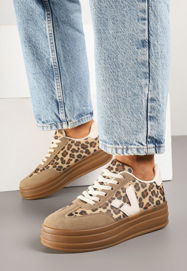 Renee - Beżowe Panterkowe Sneakersy na Kauczukowej Podeszwie Ellirielle. Okazja: na co dzień. Zapięcie: sznurówki. Kolor: beżowy. Materiał: kauczuk