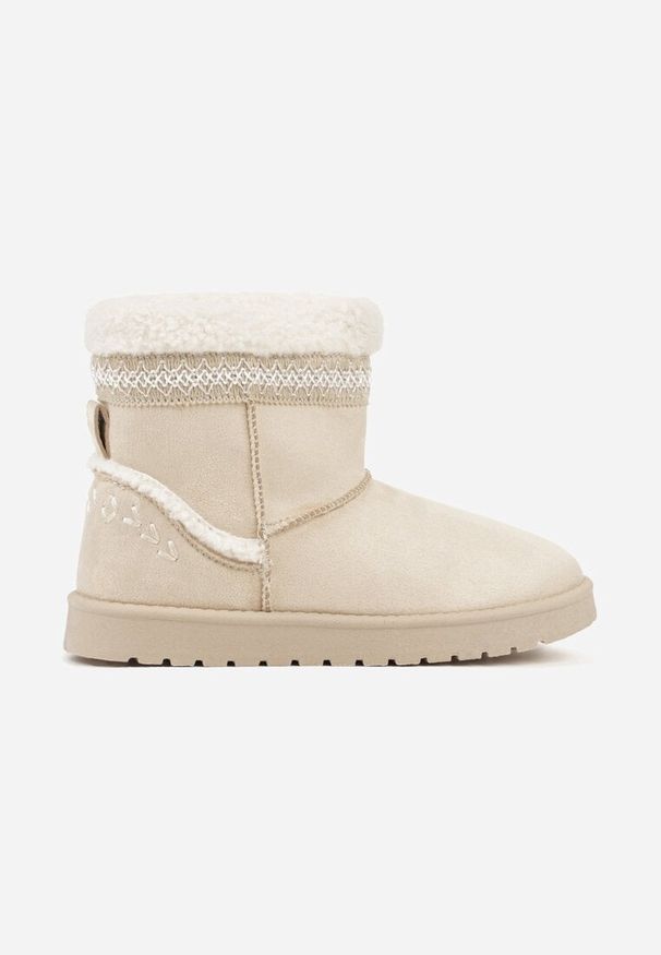 Renee - Beżowe Śniegowce o Wsuwanym Fasonie z Haftem i Futrem przy Cholewce Mevinadia. Okazja: na co dzień. Kolor: beżowy. Materiał: futro. Szerokość cholewki: normalna. Wzór: haft. Styl: casual