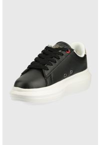 U.S. Polo Assn. sneakersy dziecięce kolor czarny. Nosek buta: okrągły. Zapięcie: sznurówki. Kolor: czarny. Materiał: guma. Obcas: na platformie