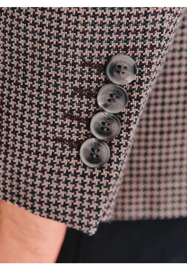 Pako Lorente - PAKO LORENTE – Wełniana marynarka w drobną kratę. Materiał: wełna