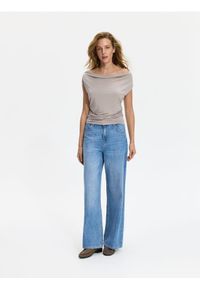 Reserved - Drapowana bluzka z modalem - kremowy. Kolor: kremowy. Materiał: dzianina