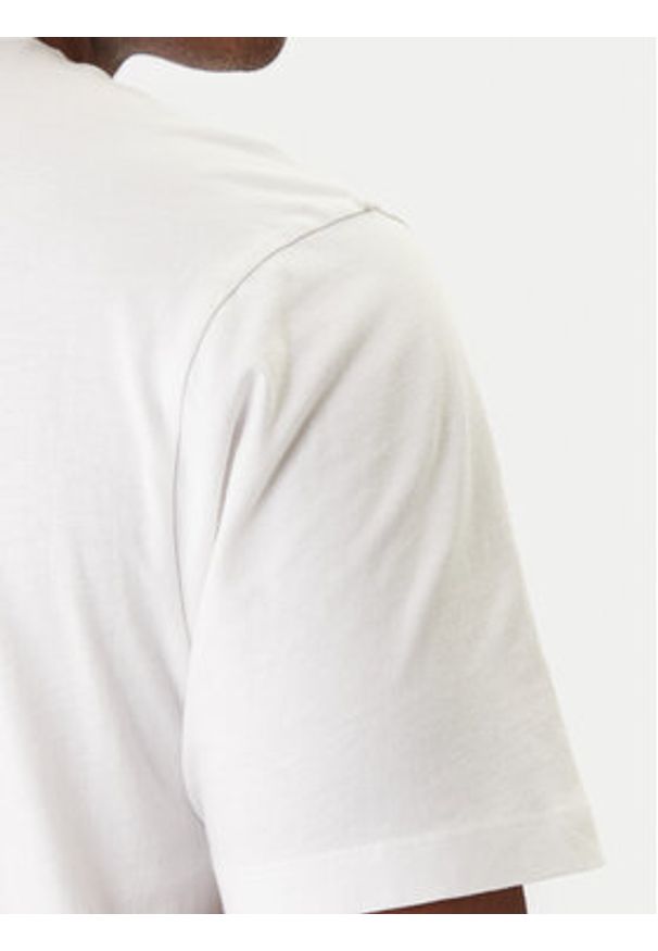 C.P. Company T-Shirt 20CMTS084A005100W Écru Regular Fit. Materiał: bawełna