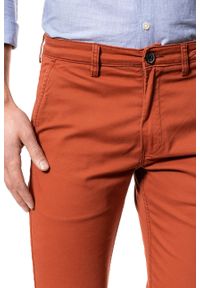 Lee - LEE SPODNIE MĘSKIE CHINO PICANTE L768SC08 112121112. Okazja: na co dzień. Styl: wizytowy, elegancki, casual #4
