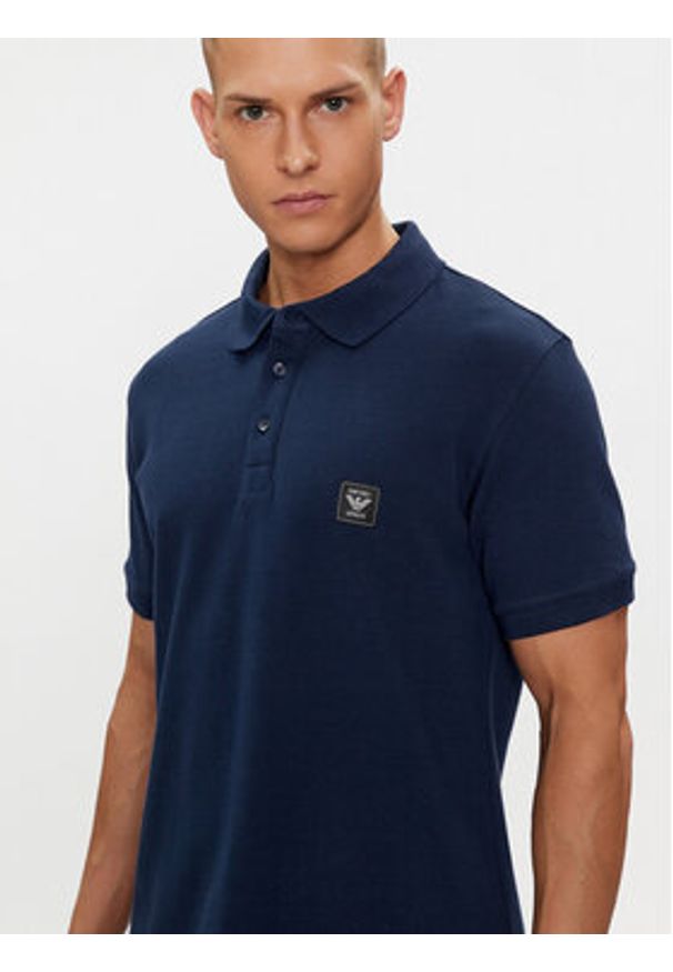 Emporio Armani Underwear Polo 211804 4R460 06935 Granatowy Regular Fit. Typ kołnierza: polo. Kolor: niebieski. Materiał: bawełna