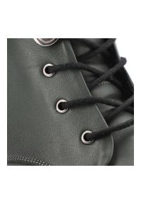 Zielone Botki Artiker Wygodne Obuwie Damskie. Okazja: na co dzień. Kolor: zielony. Materiał: skóra, jeans. Obcas: na obcasie. Styl: casual, elegancki. Wysokość obcasa: średni #5