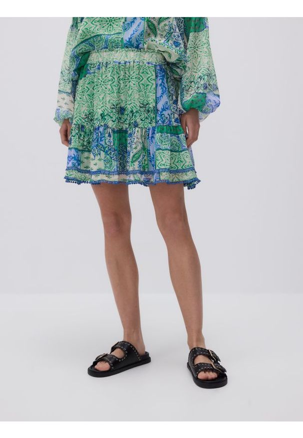 Reserved - Wzorzysta spódnica mini - wielobarwny. Materiał: tkanina