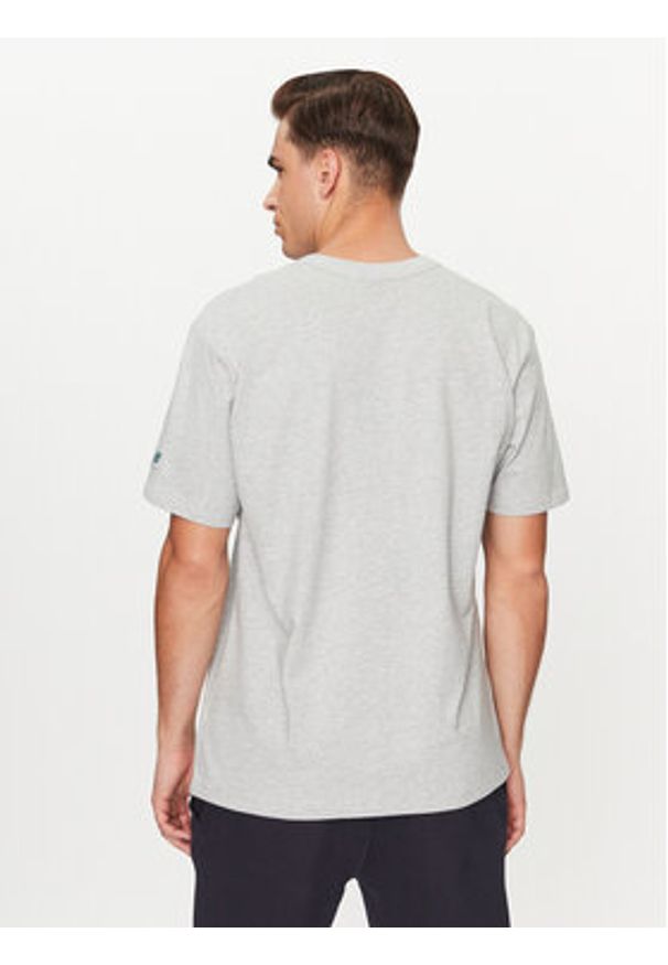 New Balance T-Shirt Athletics Varsity Graphic T-Shirt MT33551 Szary Regular Fit. Kolor: szary. Materiał: bawełna