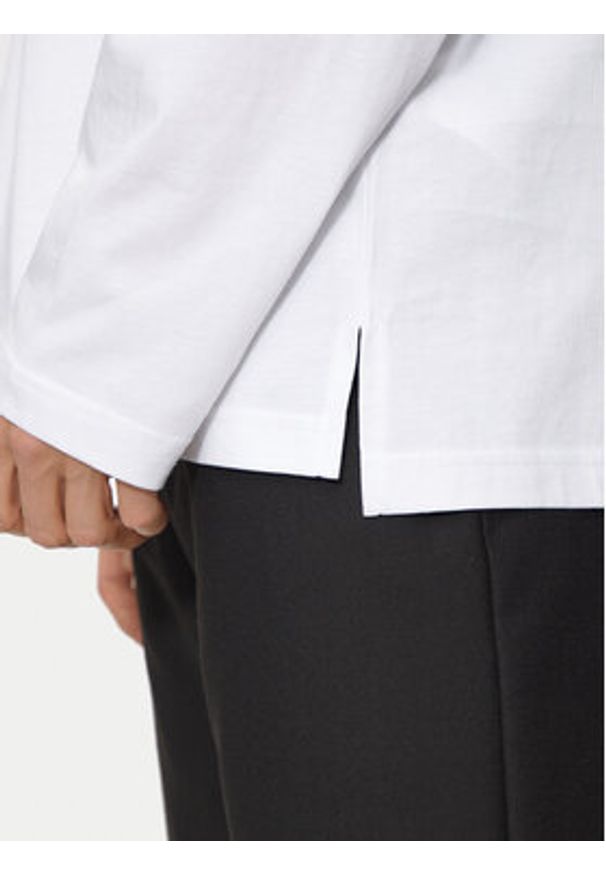 Just Cavalli Longsleeve 77OAHE10 Biały Regular Fit. Kolor: biały. Materiał: bawełna. Długość rękawa: długi rękaw