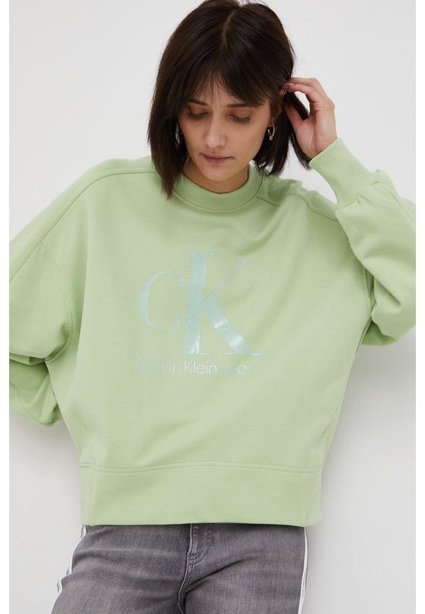 Calvin Klein Jeans bluza bawełniana damska kolor zielony z nadrukiem. Kolor: zielony. Materiał: bawełna. Długość rękawa: długi rękaw. Długość: długie. Wzór: nadruk