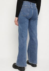 Born2be - Niebieskie Szerokie Jeansy z Wiskozą z Regularnym Stanem Setve. Okazja: na co dzień. Kolor: niebieski. Styl: casual, elegancki #3