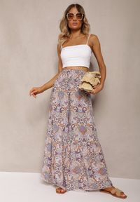 Renee - Jasnoniebieskie Spodnie z Rozszerzanymi Nogawkami z Wiskozy High Waist z Gumką w Talii Nasie. Stan: podwyższony. Kolor: niebieski. Materiał: wiskoza. Długość: długie. Styl: klasyczny, elegancki #4