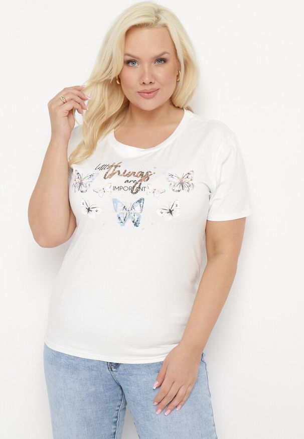 Born2be - Biały Bawełniany T-shirt Koszulka z Krótkim Rękawem z Nadrukiem i Cyrkoniami Qumara. Kolor: biały. Materiał: bawełna. Długość rękawa: krótki rękaw. Długość: krótkie. Wzór: nadruk. Styl: klasyczny
