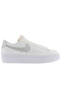 Buty Nike Blazer Low DQ7571-101 - białe. Kolor: biały. Materiał: guma, skóra. Szerokość cholewki: normalna. Sport: koszykówka