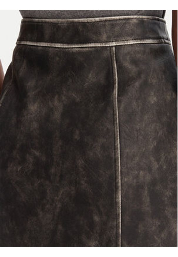 Guess Spódnica z imitacji skóry W5YD46 WHDI0 Szary Regular Fit. Kolor: szary. Materiał: skóra