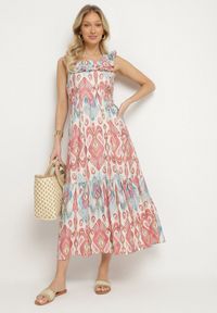 Born2be - Różowa Rozkloszowana Sukienka z Wiskozą Wiązana na Plecach w Print Boho Turielia. Okazja: na spacer. Kolor: różowy. Materiał: wiskoza. Długość rękawa: na ramiączkach. Wzór: nadruk. Sezon: lato. Styl: boho #4