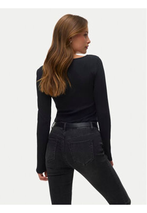 Vero Moda Bluzka Ruby 10343005 Czarny Regular Fit. Kolor: czarny. Materiał: bawełna