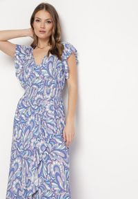 Born2be - Niebieska Asymetryczna Sukienka z Gumką w Pasie z Falbankami z Wiskozy Venimra. Typ kołnierza: kołnierz z falbankami. Kolor: niebieski. Materiał: wiskoza. Typ sukienki: asymetryczne #7