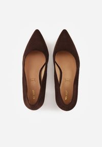 Renee - Ciemnobrązowe Casualowe Czółenka na Słupku Vices z Wkładką ze Skóry Naturalnej Maidra. Okazja: na co dzień. Kolor: brązowy. Materiał: skóra. Sezon: wiosna, lato. Obcas: na słupku. Styl: casual. Wysokość obcasa: średni #7