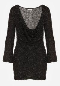 Born2be - Czarna Fakturowana Sukienka o Dopasowanym Kroju z Dekoltem Woda Silwedina. Typ kołnierza: dekolt woda. Kolor: czarny. Typ sukienki: oversize #6