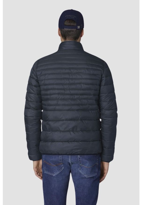 Aeronautica Militare - AERONAUTICA MILITARE Granatowa pikowana kurtka JACKET. Kolor: niebieski