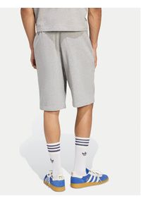 Adidas - adidas Szorty sportowe Essentials Trefoil JW8624 Szary Regular Fit. Kolor: szary. Materiał: bawełna. Styl: sportowy #3