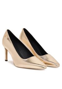 TOMMY HILFIGER - Tommy Hilfiger Szpilki Logo Metallic Pump Slanted Hl FW0FW08994 Złoty. Kolor: złoty. Materiał: skóra. Obcas: na szpilce #3