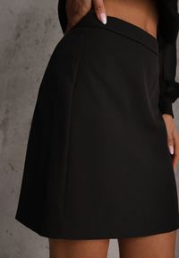 Renee - Czarna Ołówkowa Spódnica VICES w Stylu Basic Fretima. Okazja: na co dzień. Kolor: czarny. Materiał: dzianina. Styl: casual, elegancki #5