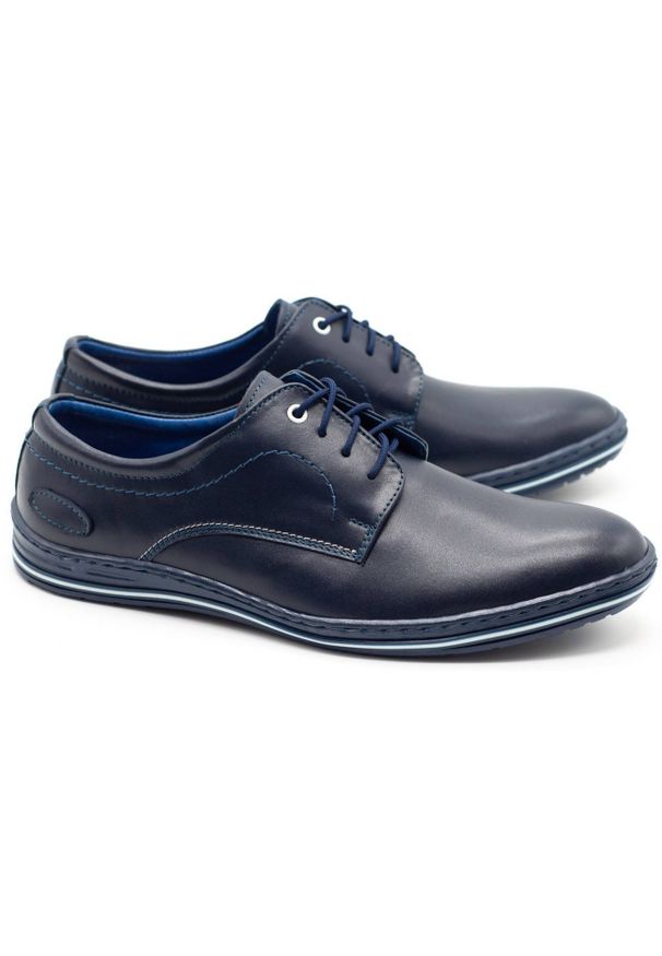 Lukas Skórzane buty męskie 295LU granatowe. Kolor: niebieski. Materiał: skóra. Sezon: jesień, wiosna. Styl: sportowy