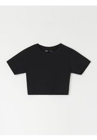 Sinsay - Prążkowany crop top - czarny. Kolor: czarny. Materiał: prążkowany