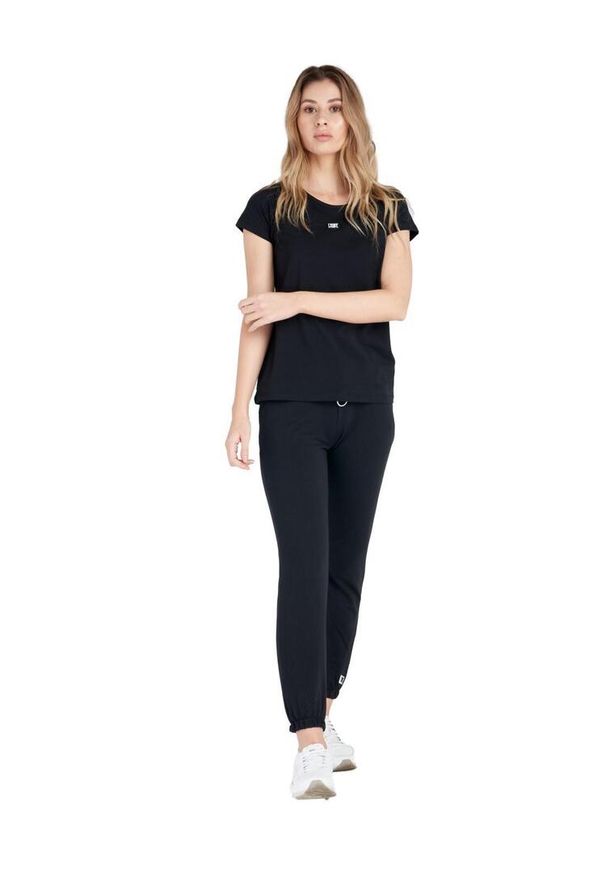 LEONE 1947 APPAREL - Neonowa koszulka damska z krótkim rękawem. Kolor: czarny. Materiał: tkanina. Długość rękawa: krótki rękaw. Długość: krótkie. Sport: fitness