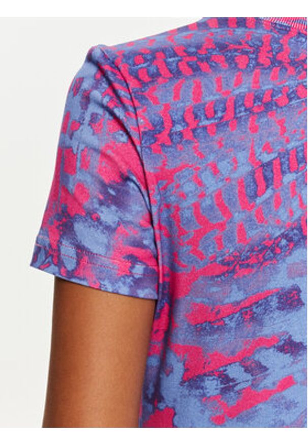 Versace Jeans Couture T-Shirt 76HAH608 Fioletowy Slim Fit. Kolor: fioletowy. Materiał: bawełna