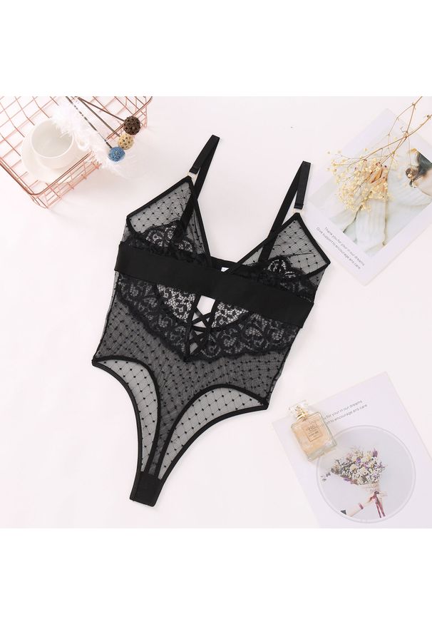 Intica - Koronkowe body z siateczką na specjalne okazje Elira. Kolor: czarny. Materiał: koronka. Wzór: koronka