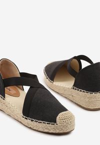 Renee - Czarne Espadryle na Koturnie w Stylu Boho Orrivine. Okazja: na co dzień. Kolor: czarny. Materiał: jeans, skóra. Sezon: lato. Obcas: na koturnie. Styl: boho