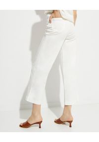 NANUSHKA - Białe jeansy Jane. Stan: podwyższony. Kolor: biały. Sezon: lato. Styl: elegancki #2