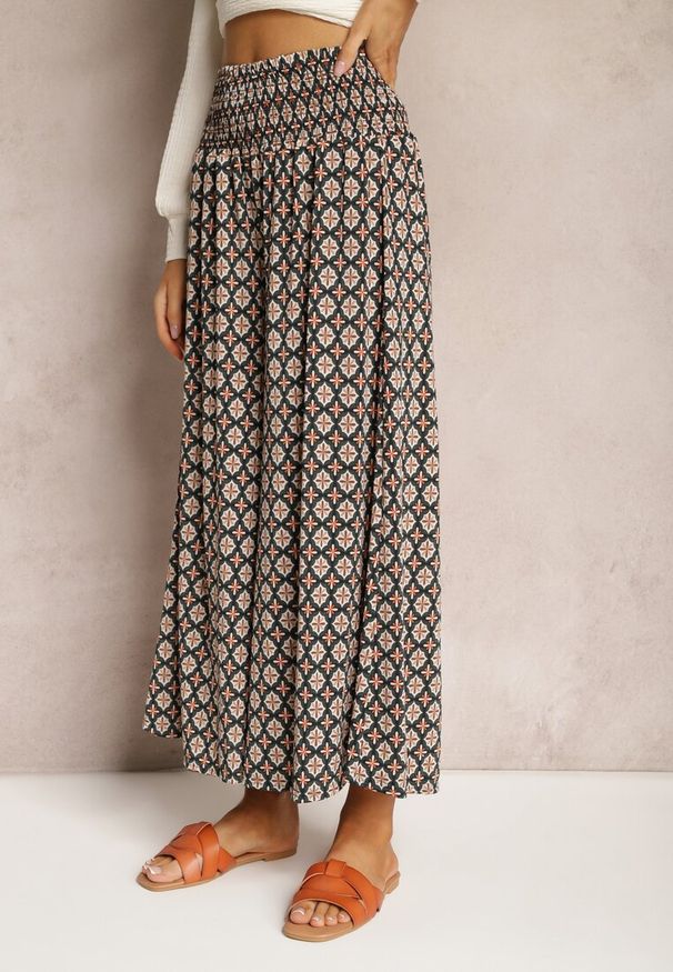 Renee - Ciemnozielone Szerokie Spodnie Kuloty z Gumką w Pasie Zaphelia. Okazja: na co dzień, do pracy. Stan: podwyższony. Kolor: zielony. Materiał: materiał. Styl: elegancki, casual