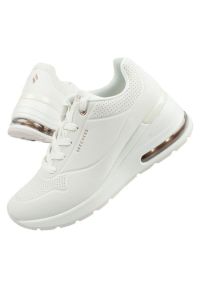 skechers - Buty Skechers Million Air W 155401 białe. Kolor: biały. Materiał: skóra, syntetyk. Szerokość cholewki: normalna. Obcas: na koturnie. Wysokość obcasa: średni #1