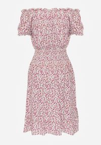 Renee - Biało-Czerwona Bawełniana Sukienka z Gumką w Talii o Fasonie Hiszpanki Jazmi. Okazja: na co dzień, na spacer. Typ kołnierza: dekolt hiszpanka. Kolor: biały. Materiał: bawełna. Wzór: aplikacja. Typ sukienki: sportowe, proste. Styl: sportowy, casual, elegancki #3