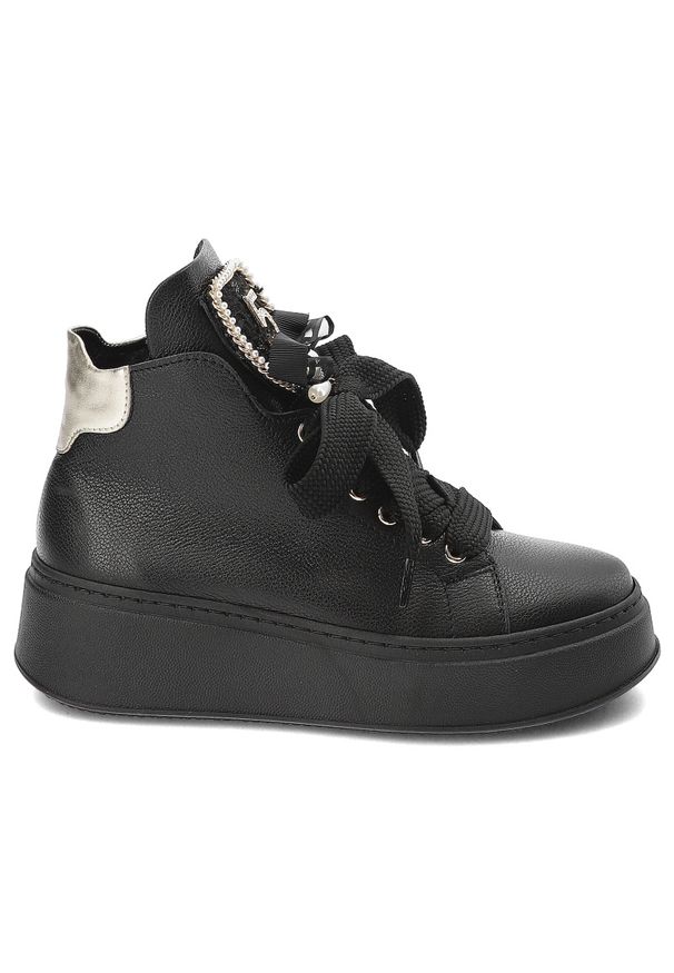 CheBello - Czarne Sneakersy Chebello Eleganckie Obuwie Damskie Z Broszką. Kolor: czarny. Materiał: materiał. Sezon: jesień. Obcas: na obcasie. Styl: elegancki. Wysokość obcasa: średni