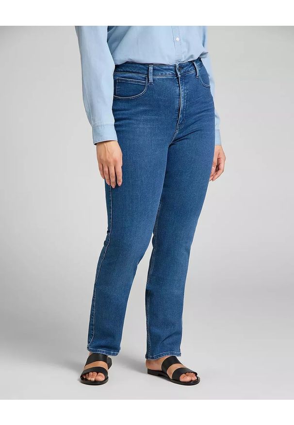 Lee - LEE CLASSIC STRAIGHT PLUS DAMSKIE SPODNIE JEANSOWE JEANSY MID EVITA L32JPVYW 112107649