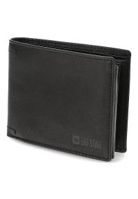 Big Star Accessories - Czarny Stylowy Portfel Męski Big Star Ze Skóry. Kolor: czarny. Materiał: skóra. Wzór: aplikacja #1